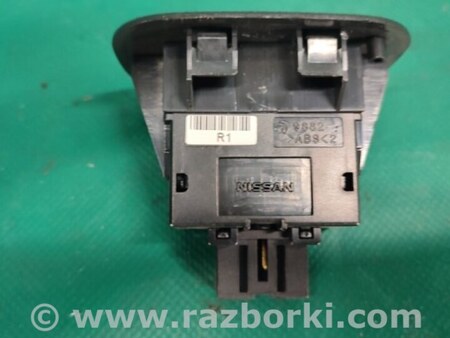 ФОТО Кнопка закрывания крышки багажника для Nissan X-Trail T32 /Rogue (2013-) Київ