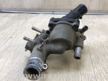 ФОТО Корпус термостату для Toyota Tundra Київ