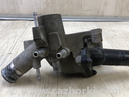 ФОТО Корпус термостату для Toyota Tundra Київ