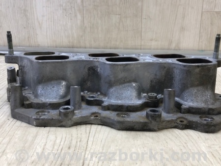 ФОТО Колектор впускний для Toyota Tundra Київ