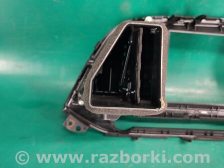 ФОТО Накладка торпедо під магнітолу для Hyundai Elantra VI AD (15-20) Київ