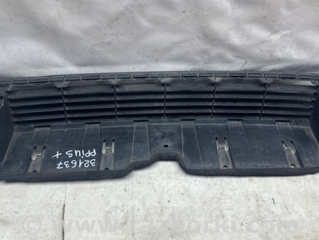 ФОТО Решітка переднього бампера для Toyota Prius+ III XW30 Alpha/v (11-14) Київ