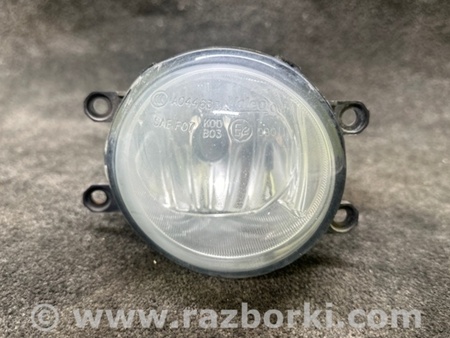 ФОТО Протитуманна фара для Toyota Prius+ III XW30 Alpha/v (11-14) Київ