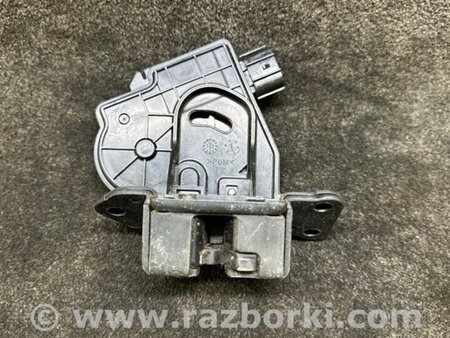 ФОТО Замок кришки багажника для Toyota Prius+ III XW30 Alpha/v (11-14) Київ