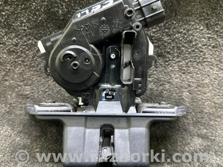 ФОТО Замок кришки багажника для Toyota Prius IV XW50 (15-22) Київ