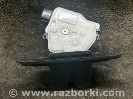 ФОТО Замок кришки багажника для Toyota Prius IV XW50 (15-22) Київ