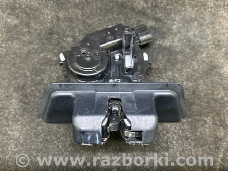ФОТО Замок кришки багажника для Toyota Prius IV XW50 (15-22) Київ