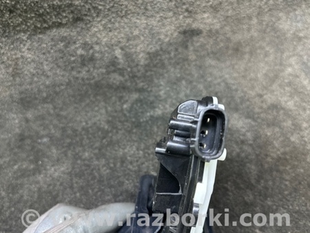 ФОТО Замок кришки багажника для Toyota Prius IV XW50 (15-22) Київ