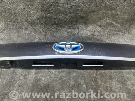ФОТО Панель підсвічування номера для Toyota Prius+ III XW30 Alpha/v (11-14) Київ
