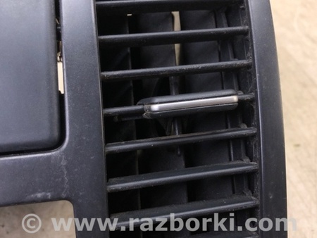 ФОТО Накладка торпедо-центр. для Nissan Tiida/Versa C11 Київ