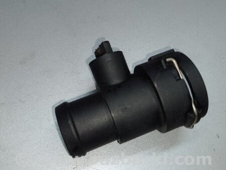 ФОТО Фланець системи охолодження для Audi (Ауди) Q5 I 8R (08-17) Київ