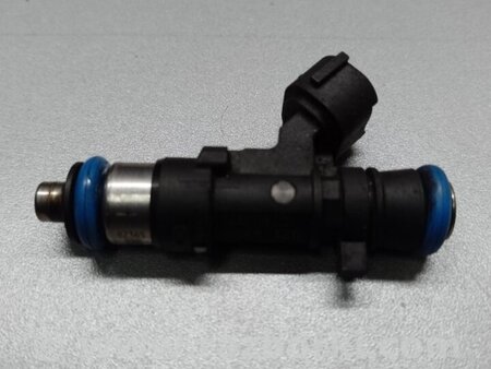 ФОТО Форсунка паливна для Audi (Ауди) Q5 I 8R (08-17) Київ