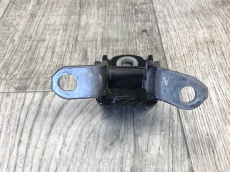 ФОТО Петля двері нижня для Nissan Qashqai/Roque Sport J11 (13-21) Київ