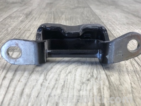 ФОТО Петля двері верхня для Nissan Qashqai/Roque Sport J11 (13-21) Київ