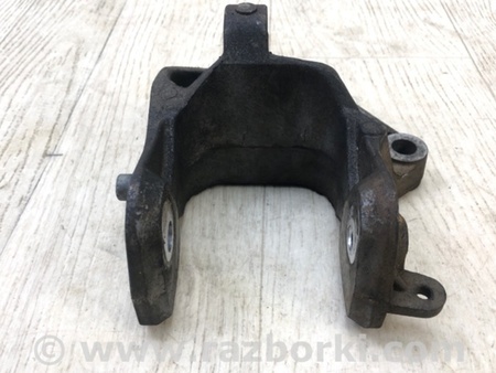 ФОТО Кронштейн двигуна для Dodge Grand Caravan (2008-) Київ