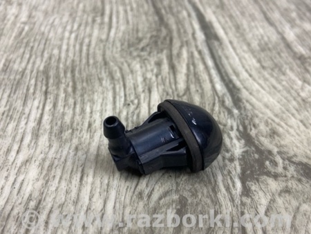 ФОТО форсунка омивача скла для Toyota RAV-4 IV (XA40) (12-18) Київ
