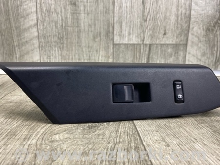 ФОТО Кнопка склопідіймача для Toyota RAV-4 IV (XA40) (12-18) Київ