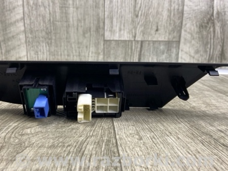 ФОТО Кнопка склопідіймача для Toyota RAV-4 IV (XA40) (12-18) Київ