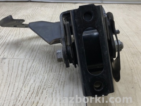 ФОТО Подушка двигуна для Toyota RAV-4 IV (XA40) (12-18) Київ