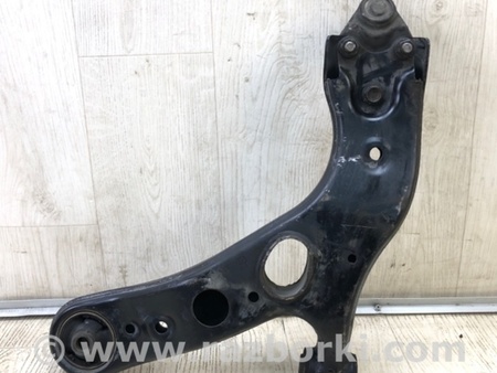 ФОТО Важіль передньої підвіски нижній для Toyota RAV-4 IV (XA40) (12-18) Київ