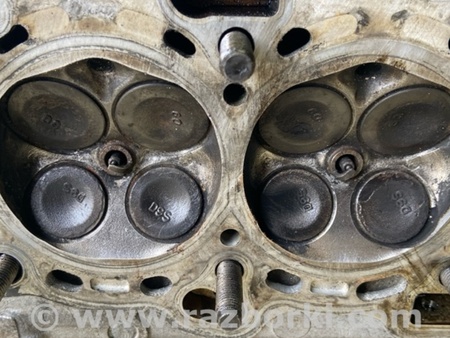 ФОТО Головка блоку циліндрів для Mitsubishi Carisma Київ