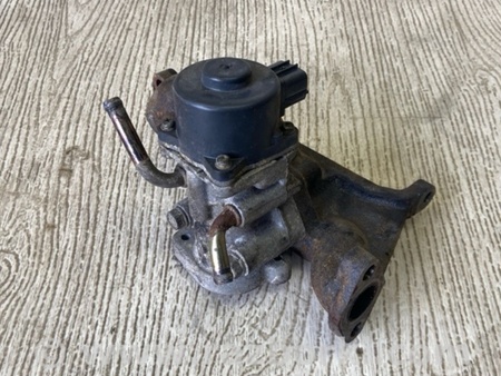 ФОТО Клапан EGR для Mitsubishi Carisma Київ