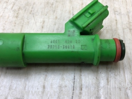 ФОТО Форсунка паливна для Toyota RAV-4 IV (XA40) (12-18) Київ