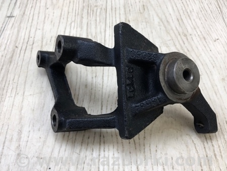 ФОТО Кронштейн натяжного ролика для Toyota Land Cruiser 80 J80 (90-97) Київ