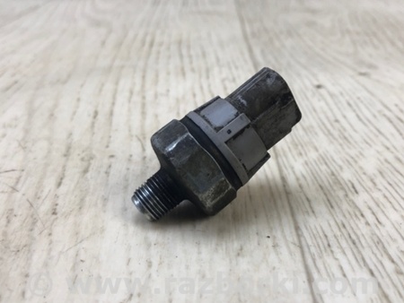 ФОТО Датчик тиску олії ДВЗ для Toyota Land Cruiser 80 J80 (90-97) Київ