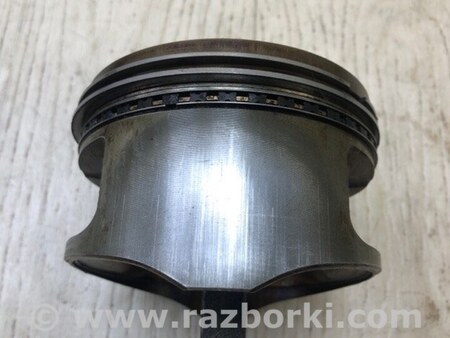 ФОТО Поршень для Toyota Land Cruiser 80 J80 (90-97) Київ