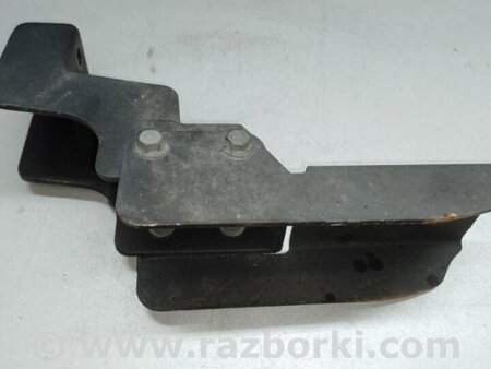 ФОТО Кронштейн підніжки для Acura MDX YD2 (06-12) Київ