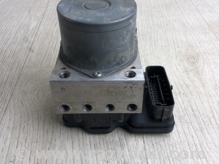 ФОТО Блок антиблокувальної системи для Toyota RAV-4 IV (XA40) (12-18) Київ