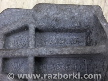 ФОТО Кріплення радіатора для Porsche Cayenne II 958 E2/92A (10-14) Київ