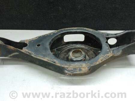 ФОТО Важіль задньої підвіски нижній поперечний для Nissan Altima (2019-) Київ