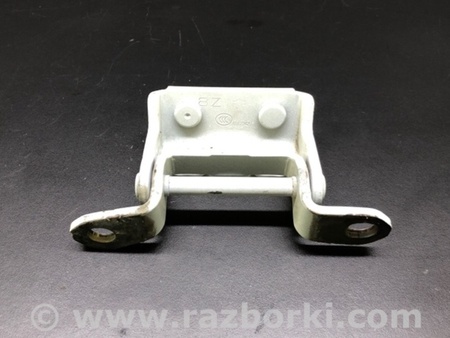 ФОТО Петля двері верхня для Nissan Altima (2019-) Київ