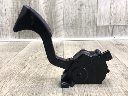 ФОТО Педаль газу для Toyota RAV-4 IV (XA40) (12-18) Київ