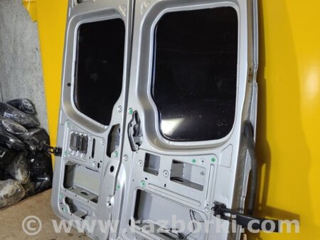 ФОТО Двері для Mercedes-Benz Sprinter Київ