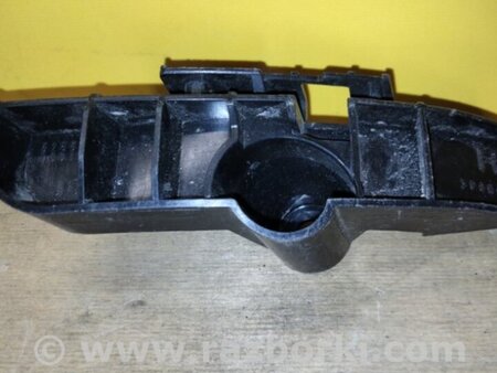 ФОТО Кронштейн заднього бампера для Lexus CT200 (11-17) Київ