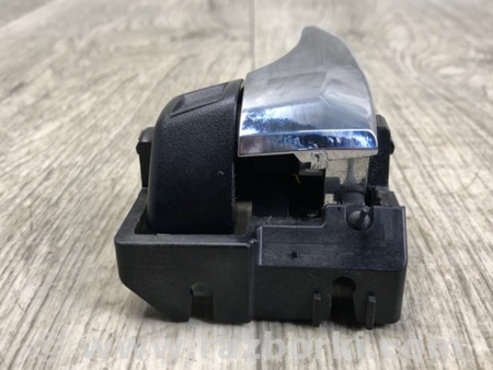 ФОТО Ручка дверей внутрішня для Toyota RAV-4 IV (XA40) (12-18) Київ