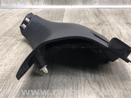 ФОТО Накладка на стійку кузова для Toyota RAV-4 IV (XA40) (12-18) Київ