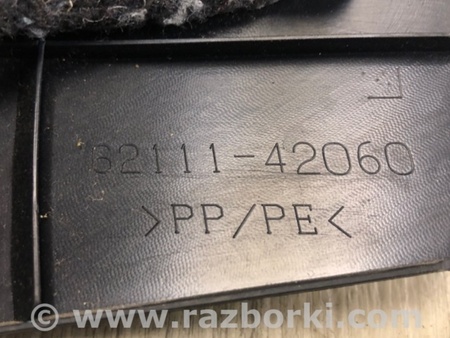 ФОТО Накладка на стійку кузова для Toyota RAV-4 IV (XA40) (12-18) Київ