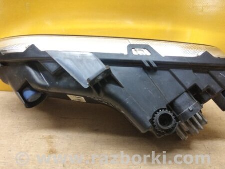 ФОТО Протитуманна фара для Nissan LEAF (2018-) Київ