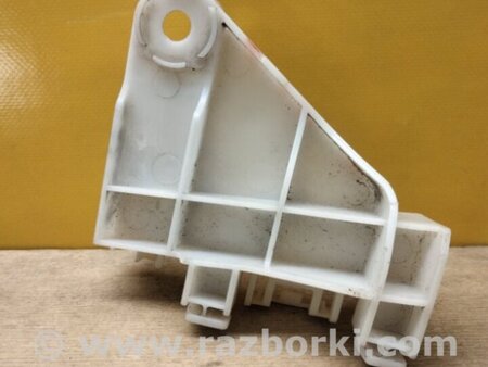 ФОТО Кронштейн заднього бампера для Toyota Corolla E170 Київ