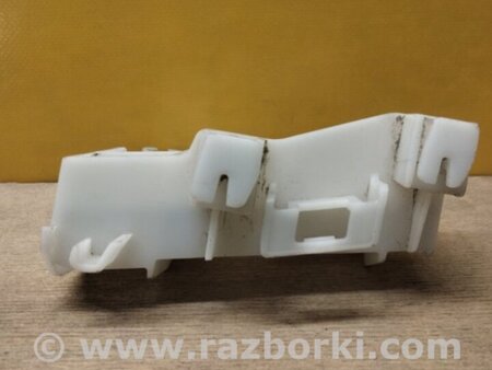 ФОТО Кронштейн заднього бампера для Toyota Corolla E170 Київ