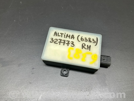 ФОТО датчик сліпих зон для Nissan Altima (2019-) Київ