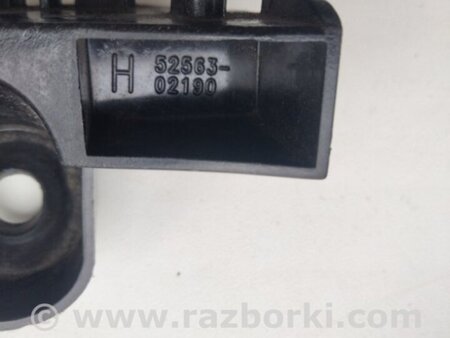 ФОТО Кронштейн заднього бампера для Toyota Auris E180 (12-18) Київ