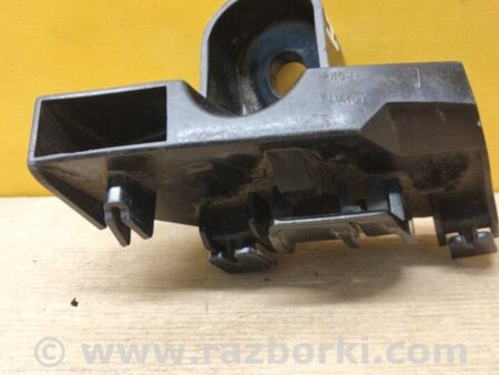 ФОТО Кронштейн заднього бампера для Toyota Auris E180 (12-18) Київ