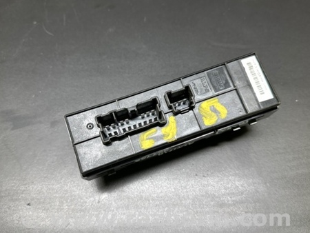 ФОТО Блок керування склопідіймачами для Nissan Altima (2019-) Київ