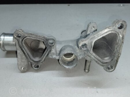 ФОТО Фланець системи охолодження для Lexus RX350/450 (09-15) Київ