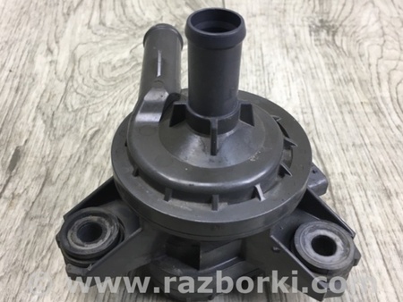 ФОТО Помпа інвертора для Lexus CT200 (11-17) Київ